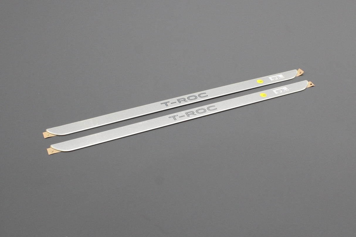 VW T-Roc 2026-on aluminium door sill protectors (front) 2GV071303