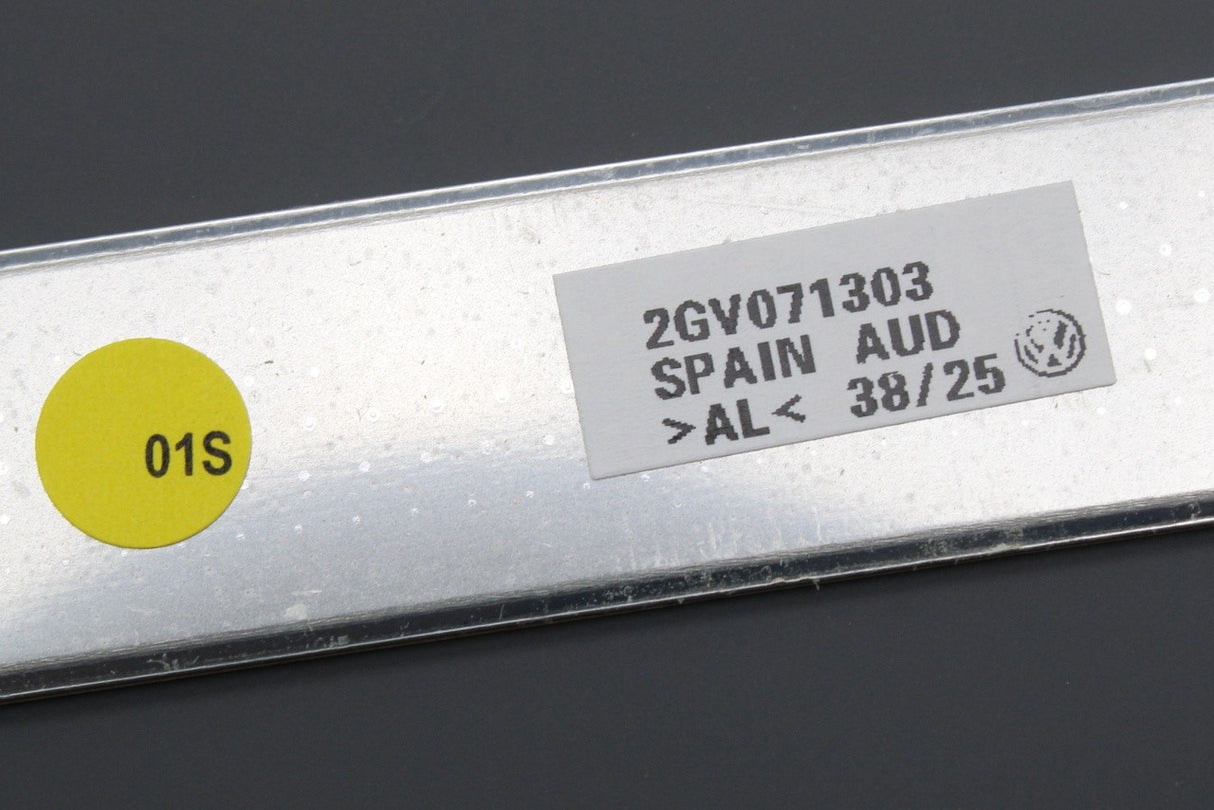 VW T-Roc 2026-on aluminium door sill protectors (front) 2GV071303