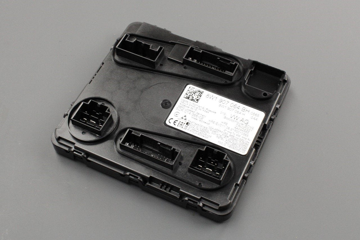 Audi RS4 RS5 RSQ8 16-on control unit for convenience systems 8W1907064BH