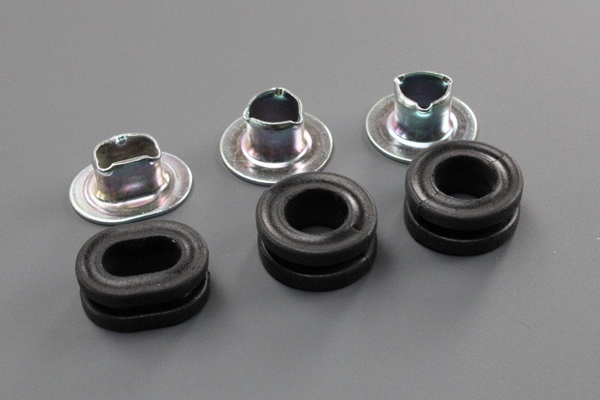 VW Golf Audi A4 Skoda SEAT rear window wiper motor bushings 3B9998754