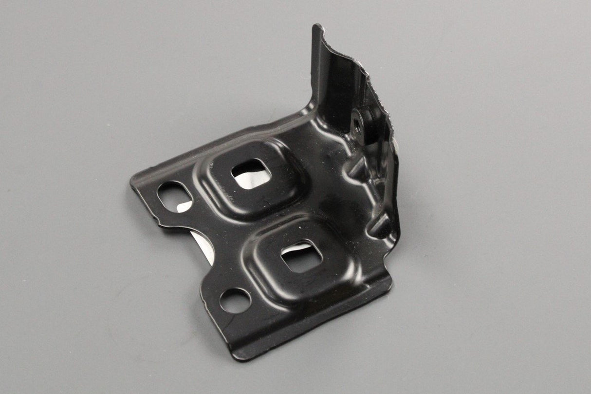 Mercedes-Benz A-Class front wing bracket (left) A1778802100