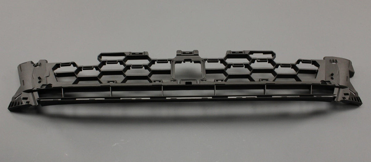 Audi A3 2020-on front bumper grille (lower, centre) 8Y0807647A 9B9, view 1