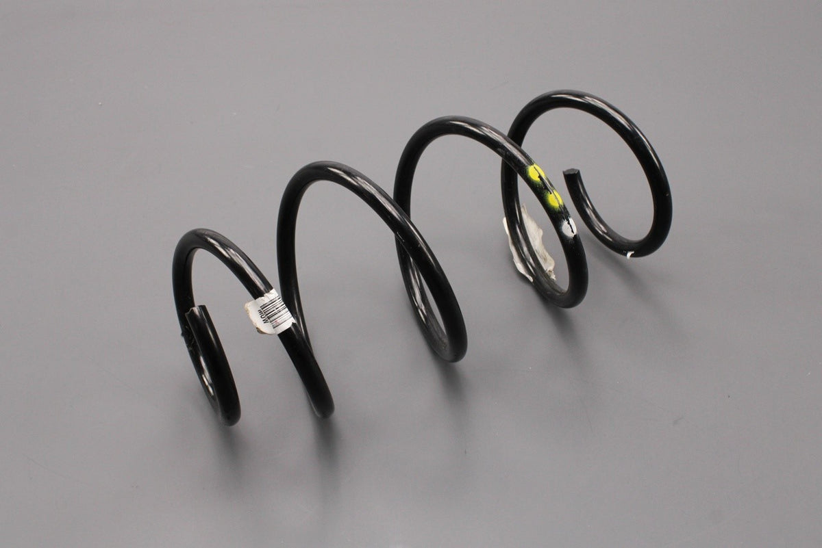 Audi A3 8V 8Y Skoda Karoq SEAT Leon front coil spring (x1) 5Q0411105EM, view 1
