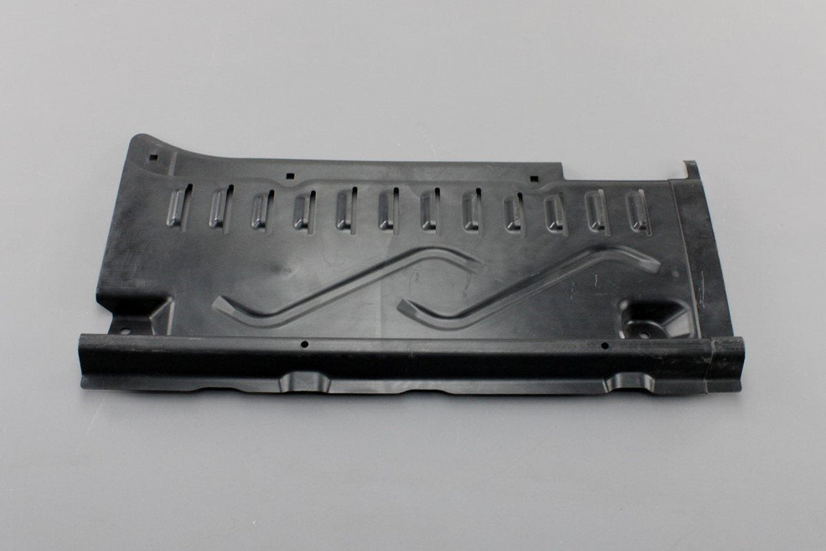 VW Transporter T5.1 T6 rear underbody protection trim (right) 7E0825210, view 1