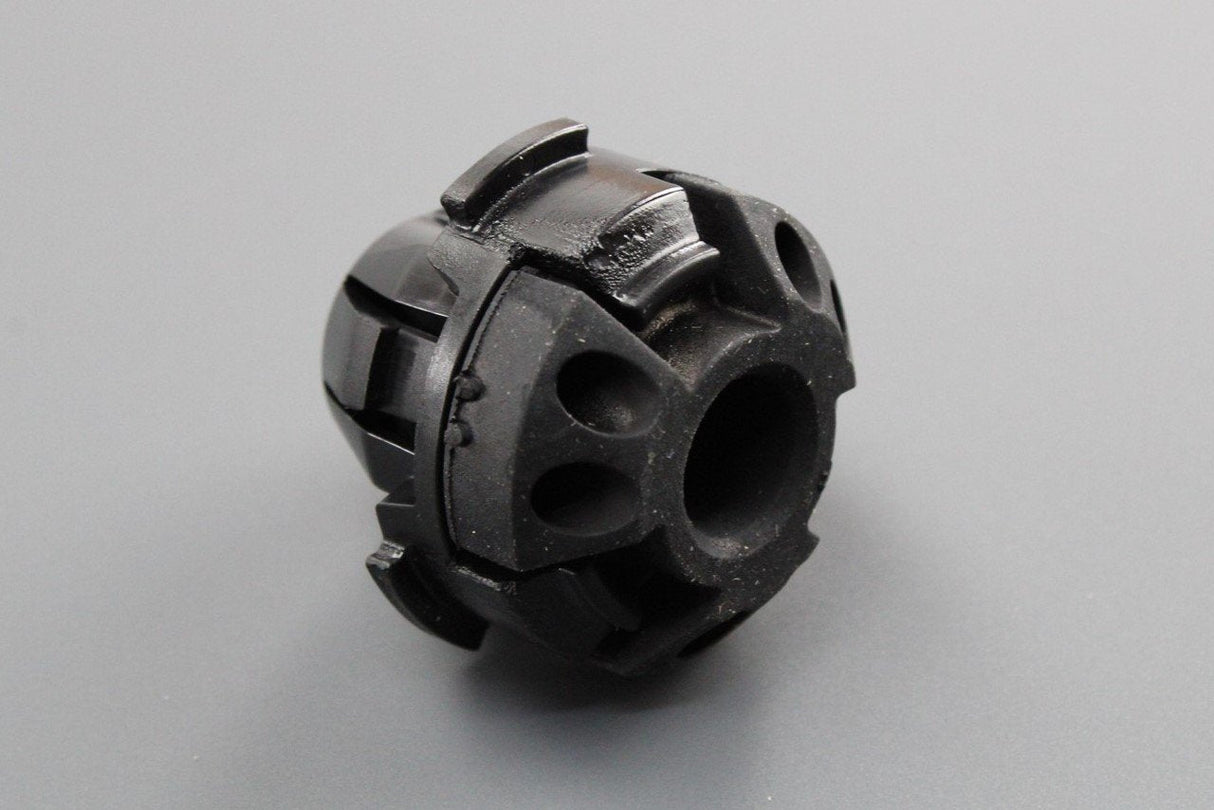 Audi A4 A5 A6 A7 RS6 RS7 air filter housing mounting buffer 4G0133567