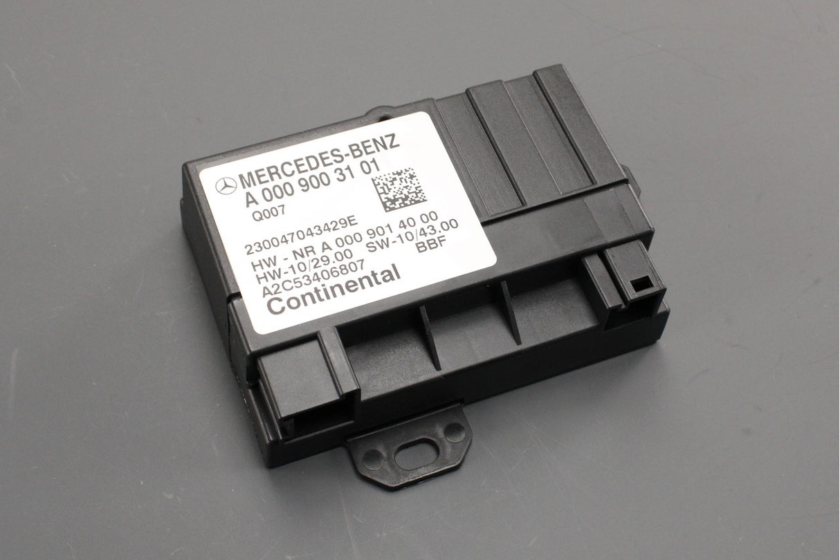 Mercedes-Benz fuel pump control unit A0009003101