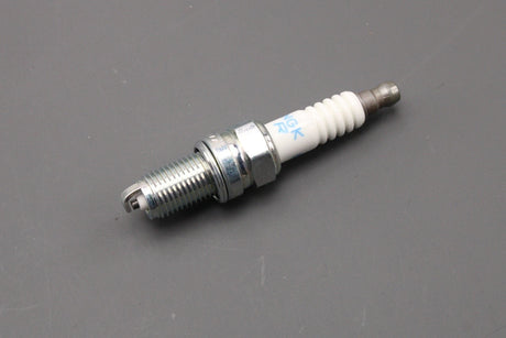 Ducati Scrambler 400 Sixty2 2016-2020 spark plug set (x2) 67040491A