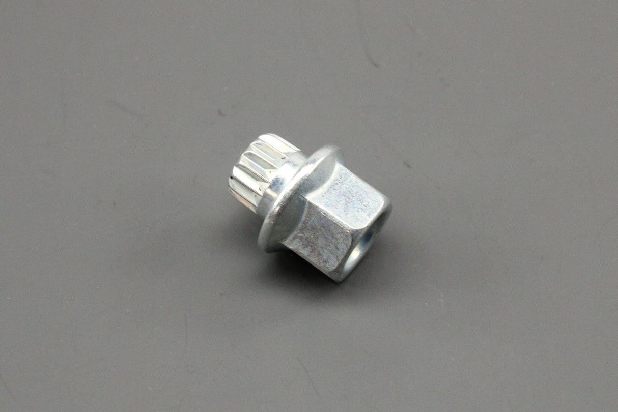 BMW locking wheel nut key ABC 31 36136765544