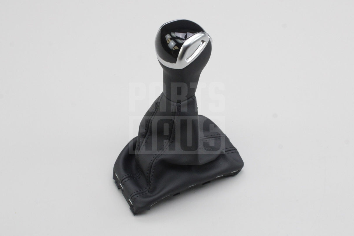Audi A1 2019-on gearstick knob & gaiter (automatic) 82C713139B TAH