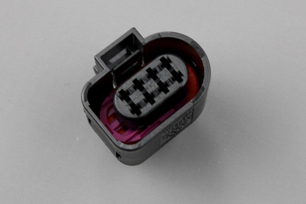 VW Audi Skoda SEAT connector plug housing (8 pin) 1J0973714