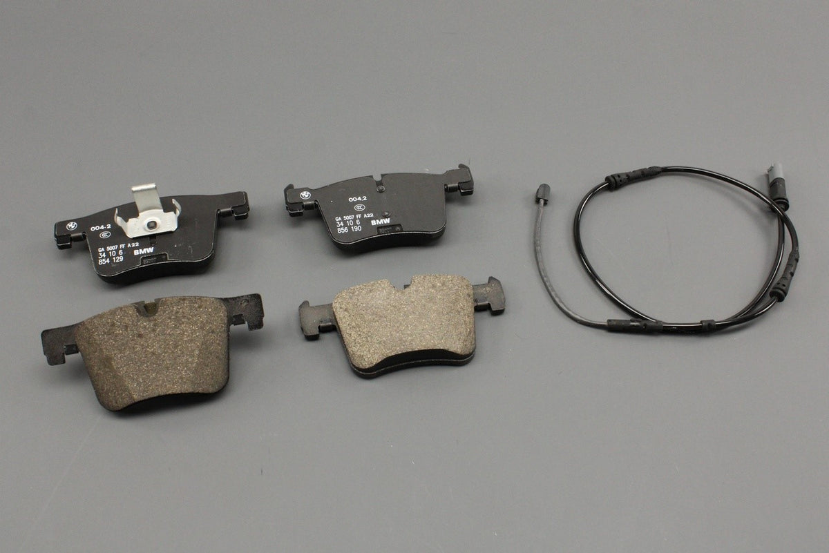 BMW X3 F25 X4 F26 front brake pads set 34112456867, view 1