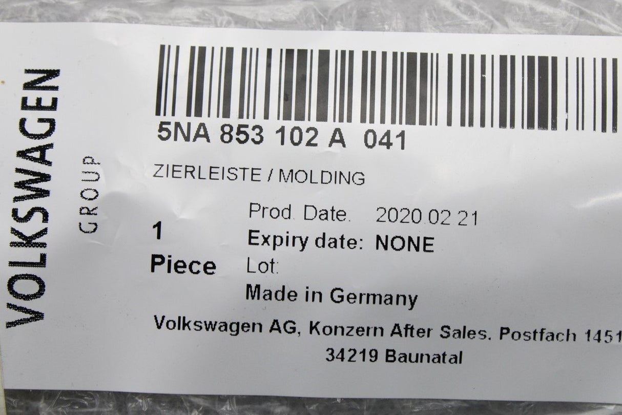 VW Tiguan 2016-on lower front bumper grille trim (right) 5NA853102A 041