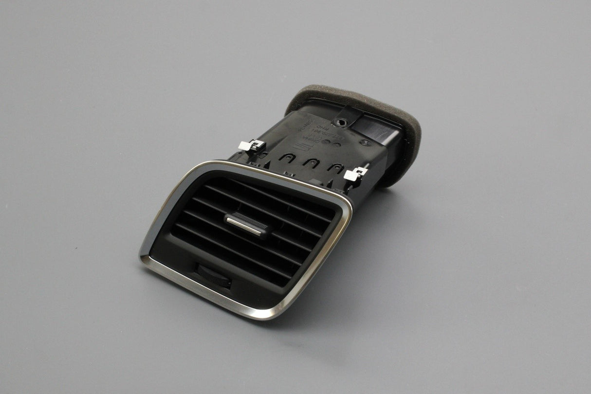 SEAT Ateca 2016-on front dashboard air vent RHD (left) 577820901A ICL