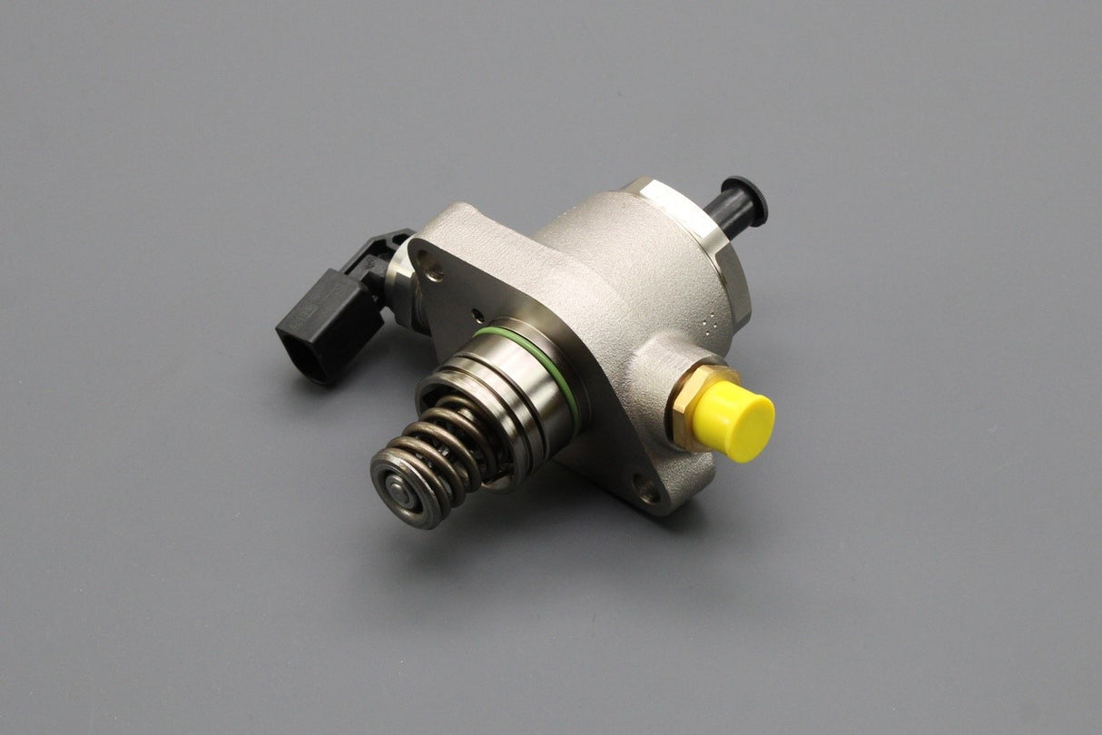 Audi A3 17-on Q2 Q3 19-26 TT 2.0 TSI high pressure fuel pump 06L127027C