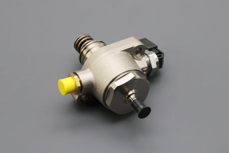 VW Golf Passat T-Roc Tiguan 2.0 TSI high pressure fuel pump 06L127027C