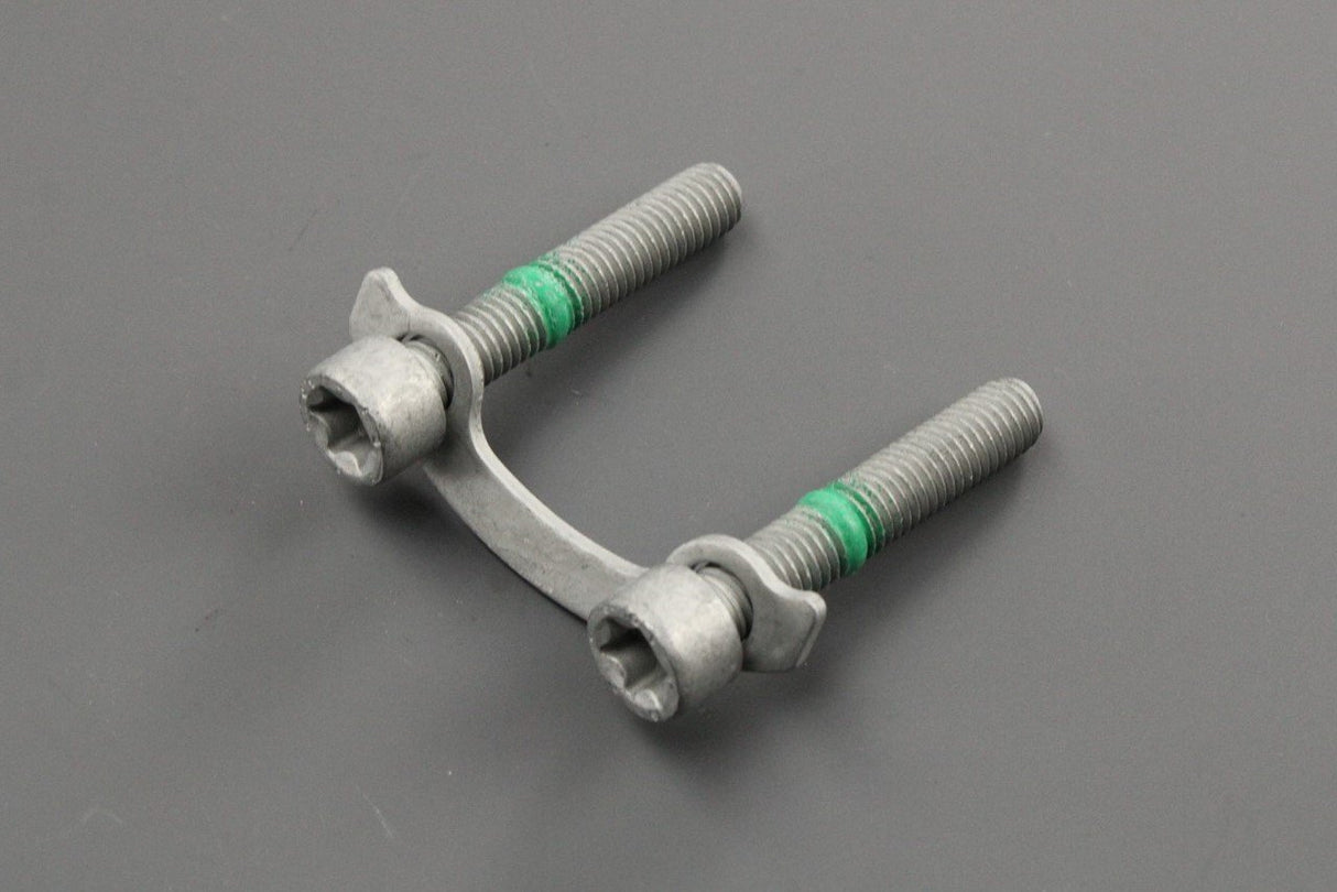 Mercedes-Benz propeller shaft mounting bolts A4634101600