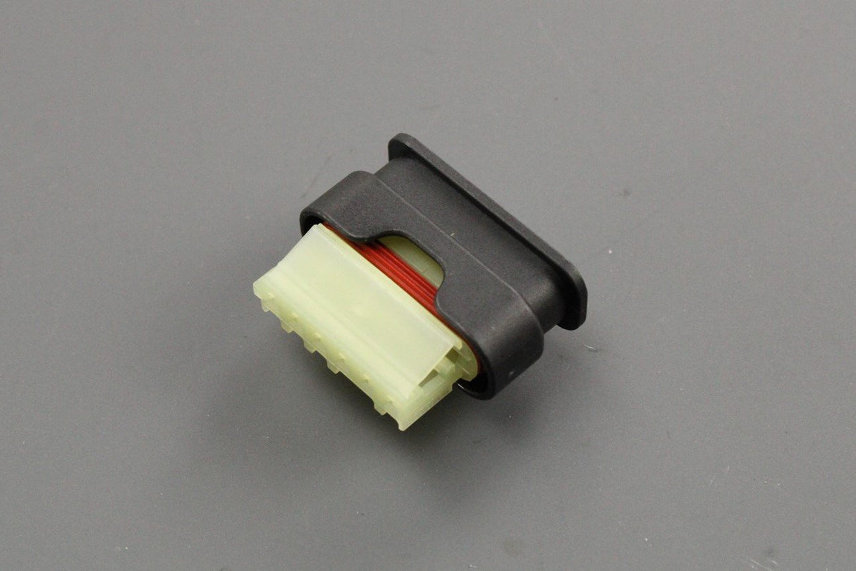 Mercedes-Benz 6-pin wiring housing connector A0325459626