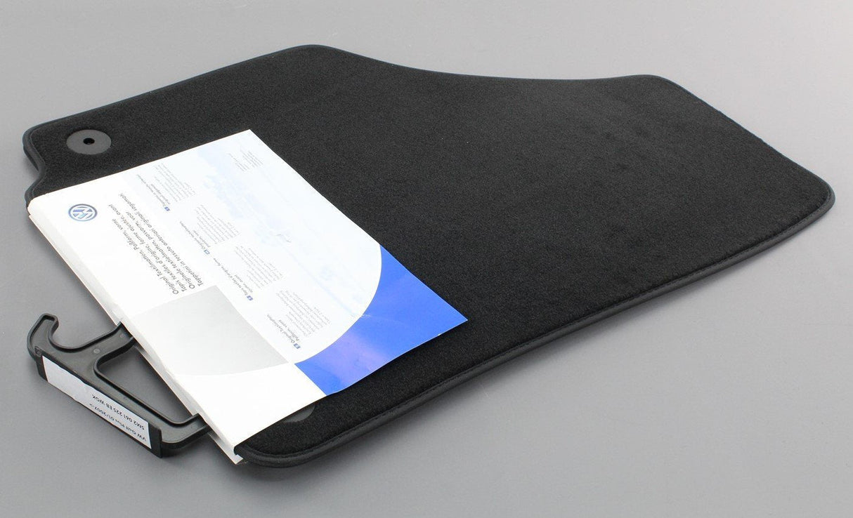 VW Golf Plus 2009-14 Premium front textile floor mats 5M2061225EBWGK
