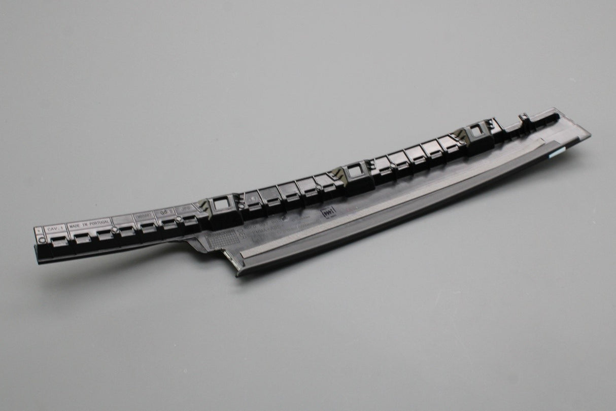 SEAT Ibiza 2018-on outer B-pillar door trim (front right) 6F0837902F 041