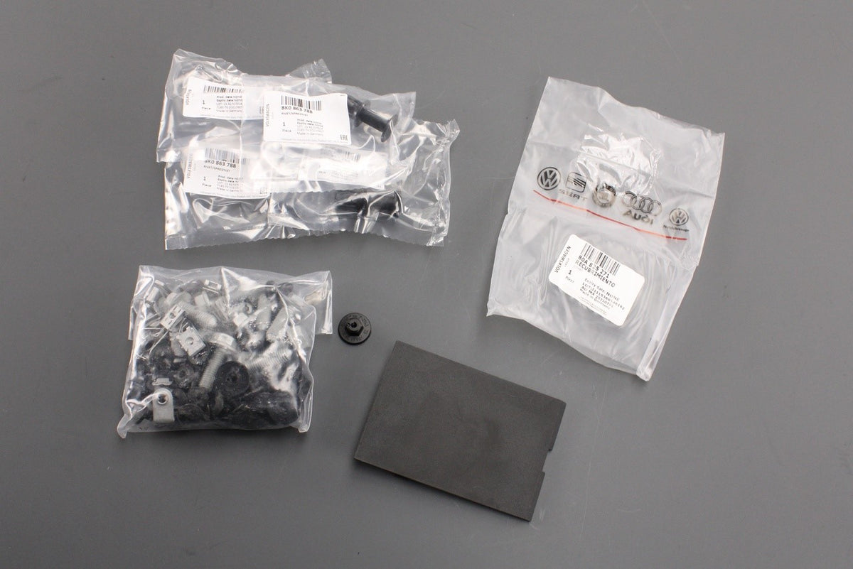 Audi Q5 SQ5 2017-on undertray protection fitting screw kit 80A098646, view 1