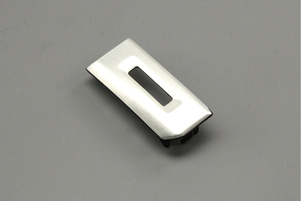 Range Rover Evoque 2012-18 air vent bezel trim (centre right) LR093916, view 1