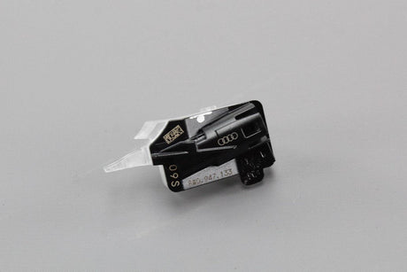 Audi A4 A5 Q5 Left passenger door handle welcome light unit 8W0947133