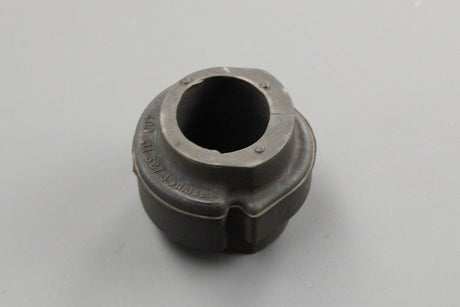 Audi A8 R8 RS4 RS6 SEAT Exeo anti-roll bar rubber bush (x1) 4D0411327J