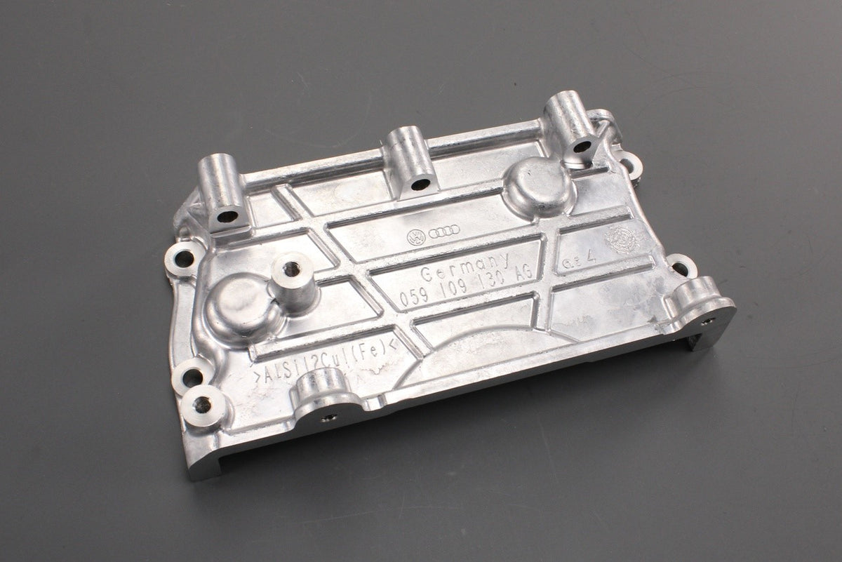 Audi A4 A5 A6 A7 A8 Q5 Q7 Touareg 3.0 TDI timing cover case 059109130AG, view 1