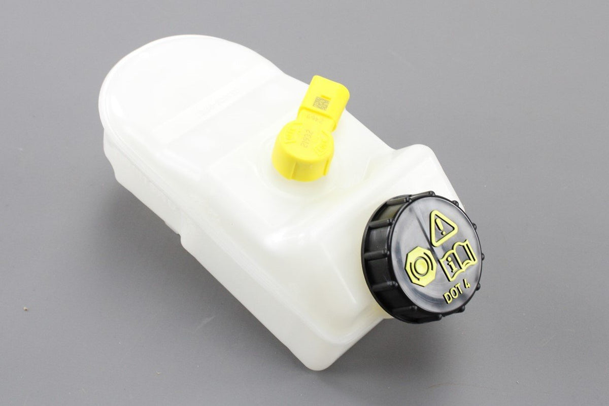 VW Transporter T6 16-19 brake fluid reservoir w/ level sens. 7E0611301F, view 1