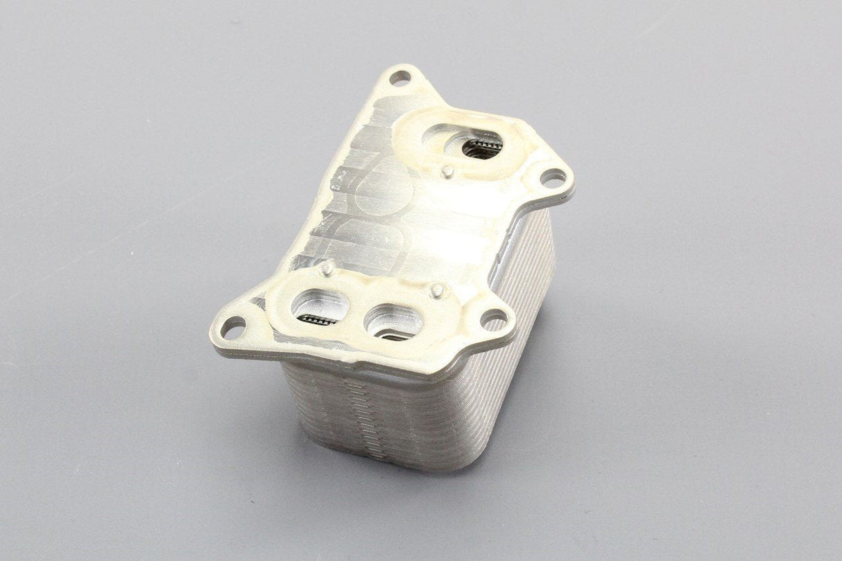 VW Audi Skoda SEAT 2.0 TSI TFSI Oil cooler 06L117021G