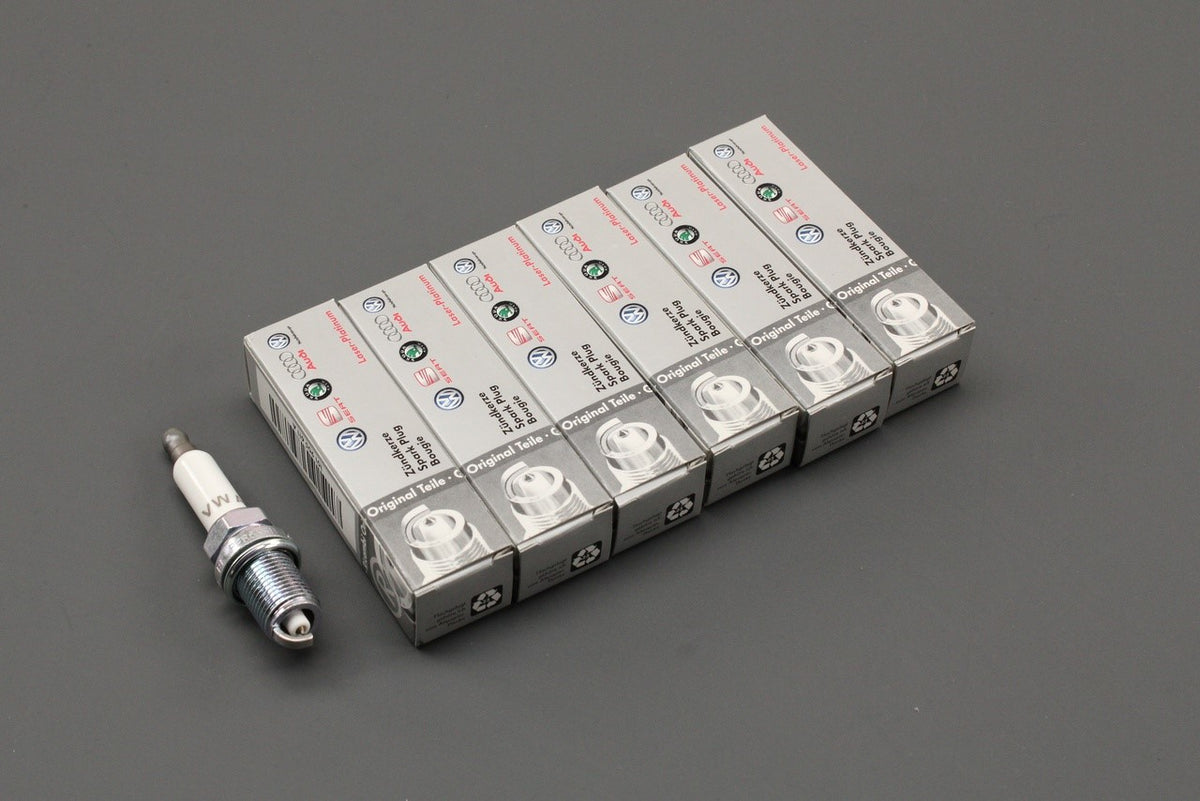 Audi A4 A5 A6 A8 Q5 2008-2012 3.2 V6 spark plug set (x6) 101905611A, view 1