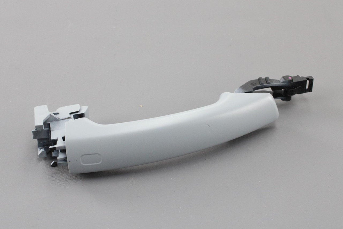 Audi A3 S3 2013-2016 front door handle primed (left) 8V0837205 GRU, view 1