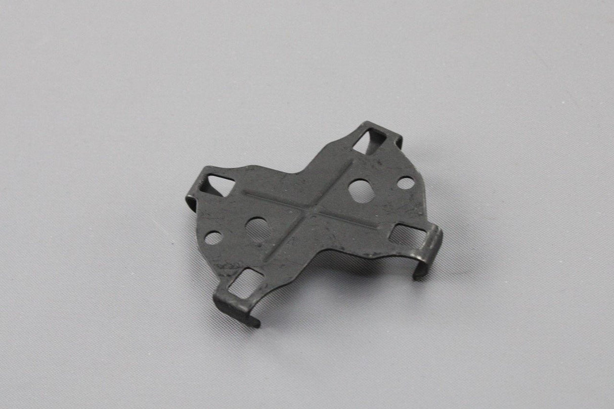 Audi A3 A4 A5 A6 A7 Q3 Q5 Q7 Q8 interior mirror fixing clip 8S0857118A