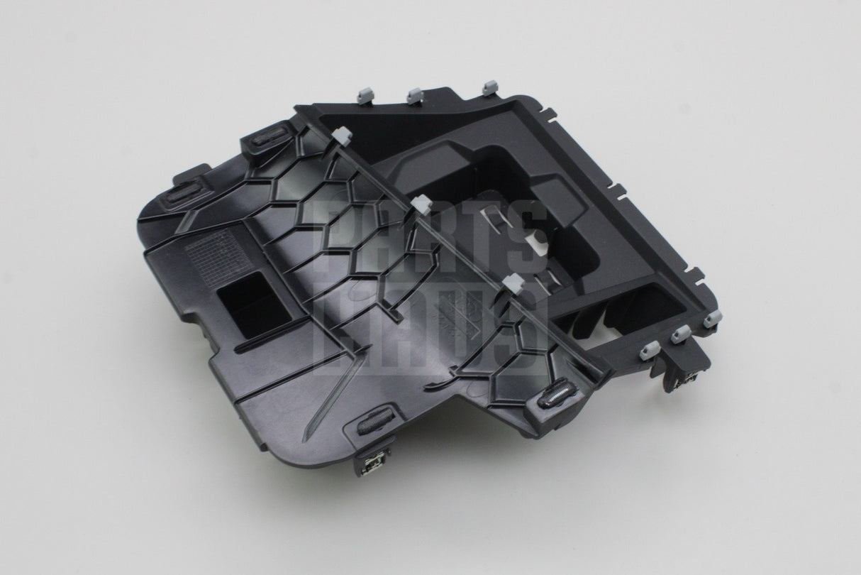 Audi Q3 RSQ3 19-26 RHD centre console storage compartment 83C857925C 6PS