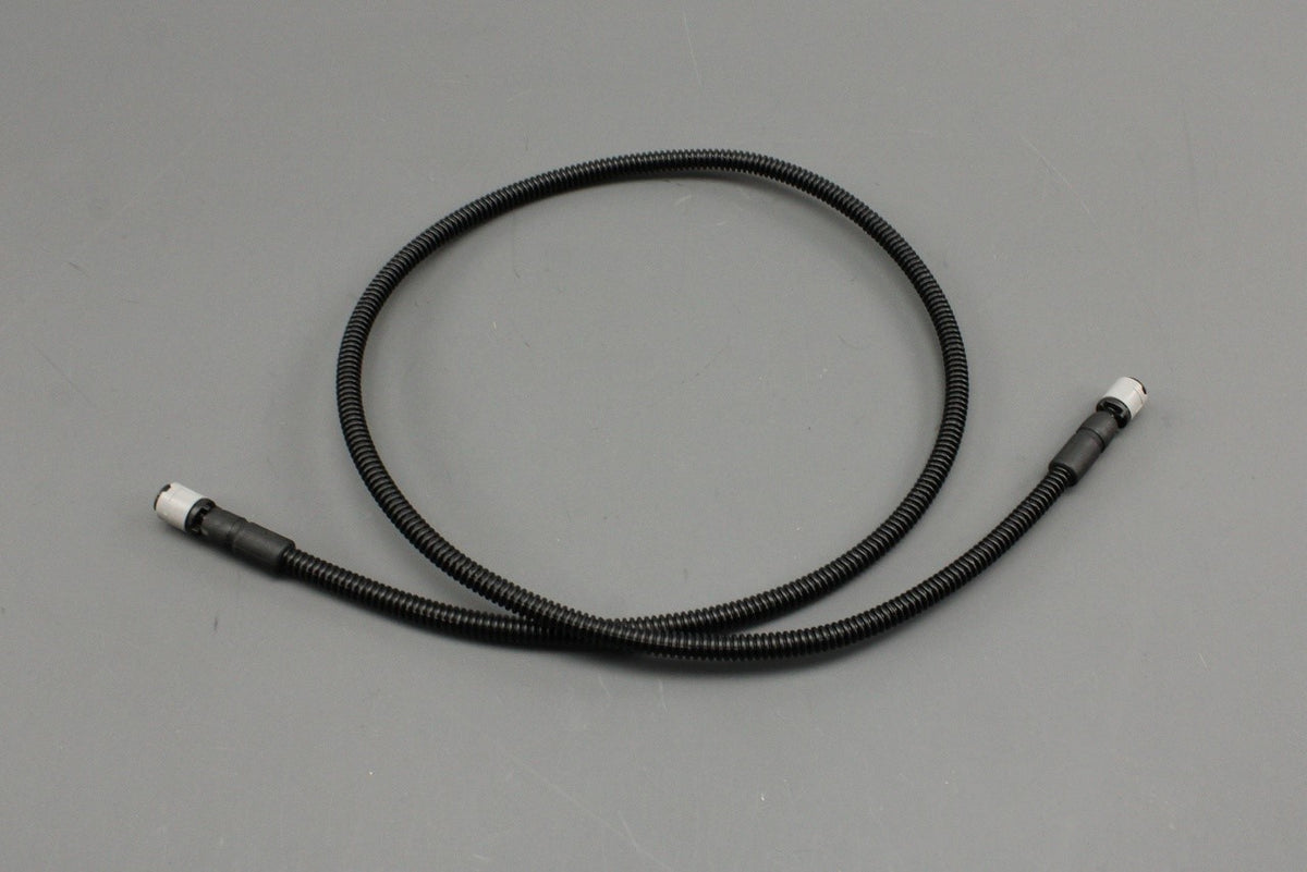 Land Rover Discovery Sport L550 15-on screen-wash hose (Lower) LR077441, view 1