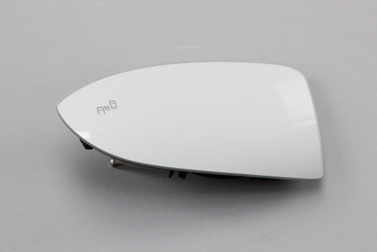 VW Golf MK7 MK7.5 2013-20 wing mirror glass (left) 5G0857521N, view 1