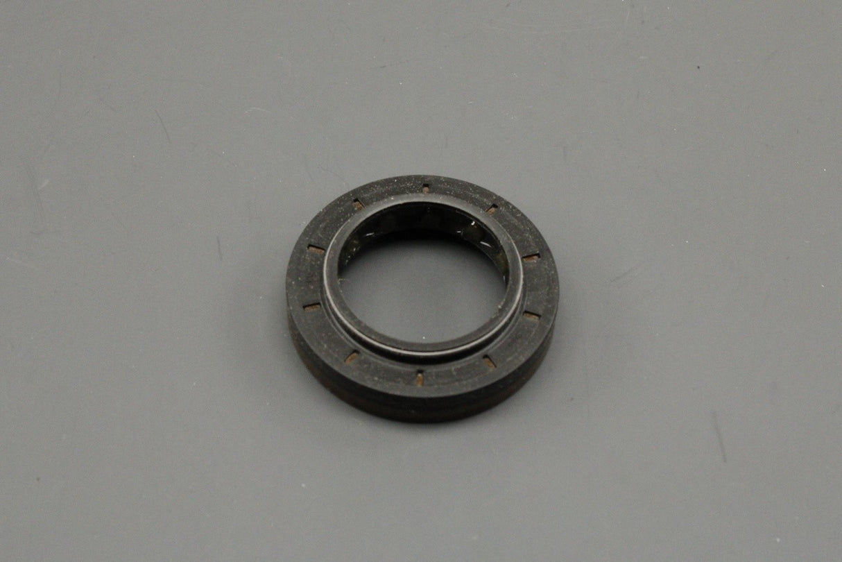 VW Tiguan Audi RS3 TTRS RSQ3 transfer case shaft oil seal 0CP409189
