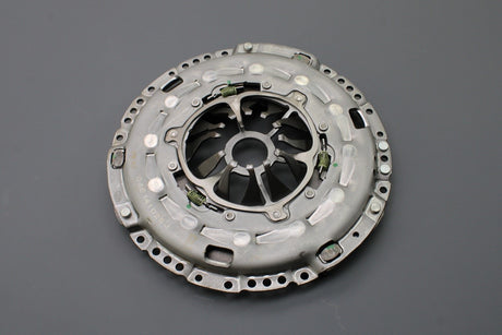 VW Golf Audi A3 Q2 SEAT Skoda 1.4 TSI clutch & pressure plate 04E141015K