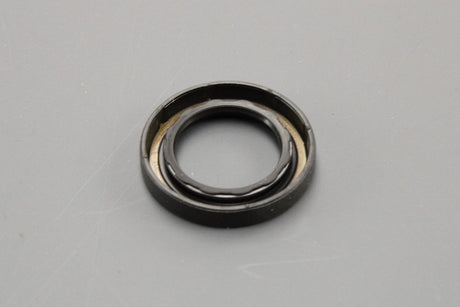 VW Audi Skoda SEAT manual gearbox shaft oil seal (24X38X6mm) 02T311113A