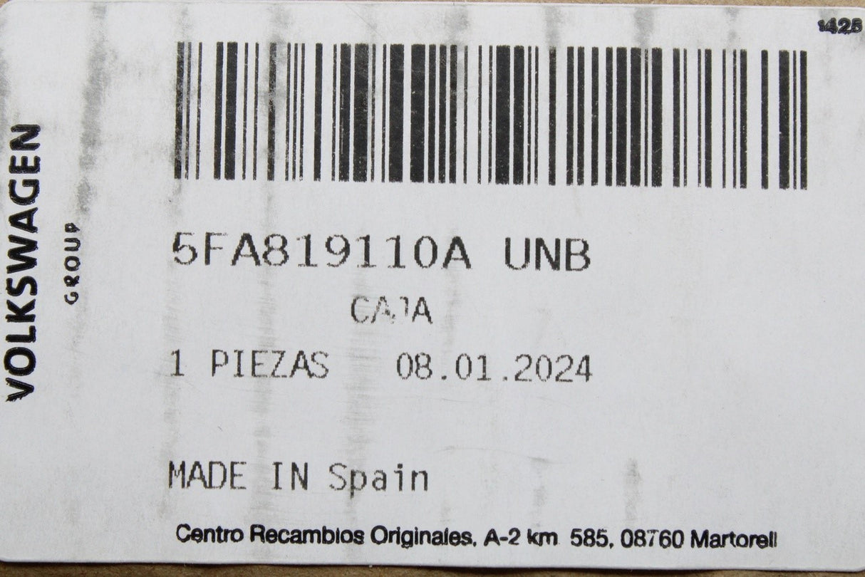 SEAT CUPRA Leon 2020-on centre dashboard air vent 5FA819110A UNB