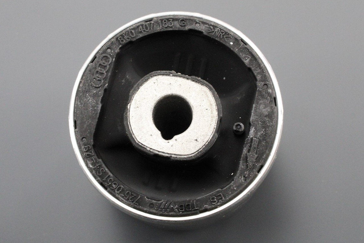 Audi A4 A5 A6 Q5 RS4 RS5 front inner lower suspension bush 8K0407183G