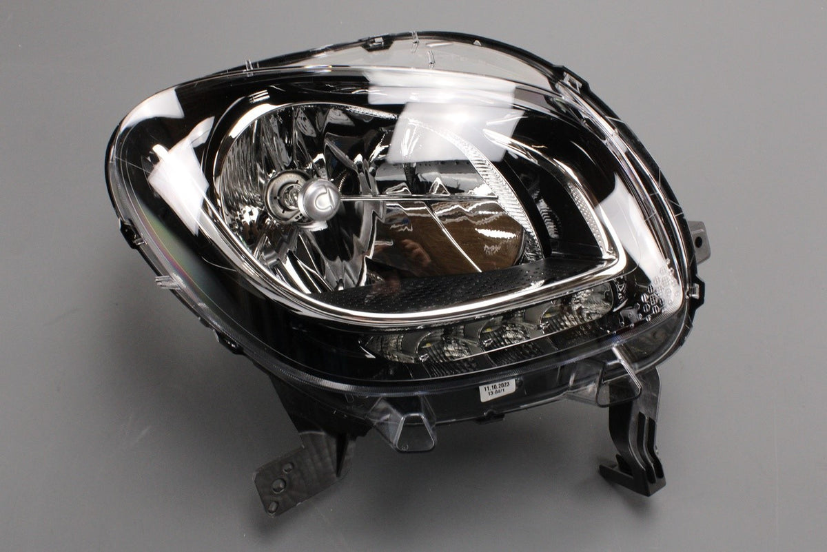 Smart ForFour 453 2014-19 halogen headlight (right) A4539061401, view 1