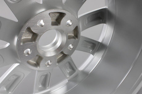 Skoda Superb 2014-2015 Helix Alloy wheel 16x7 (Silver) 3T0071496B 8Z8