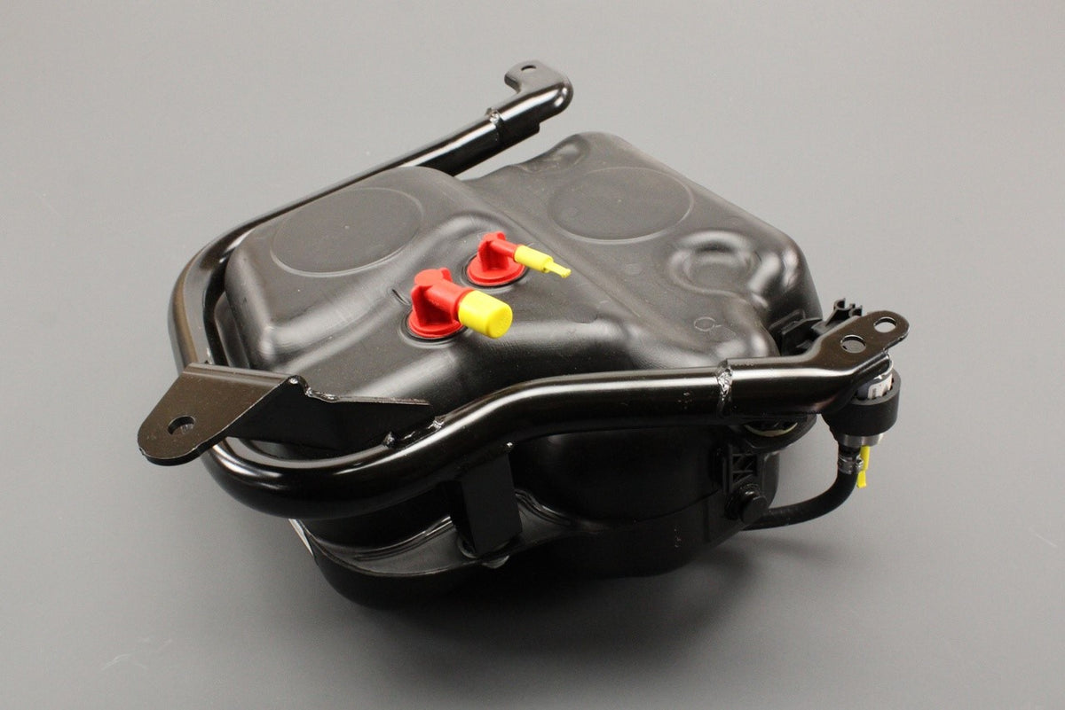 Audi A4 B8 2010-15 A5 2012-17 adblue tank 8K0131878H, view 1