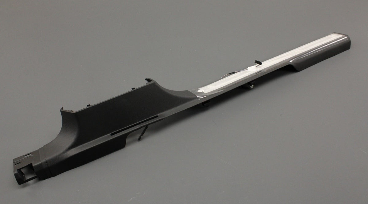 VW Tiguan 16-24 illuminated sill scuff plate (front left) 5NA853369A ESE, view 1