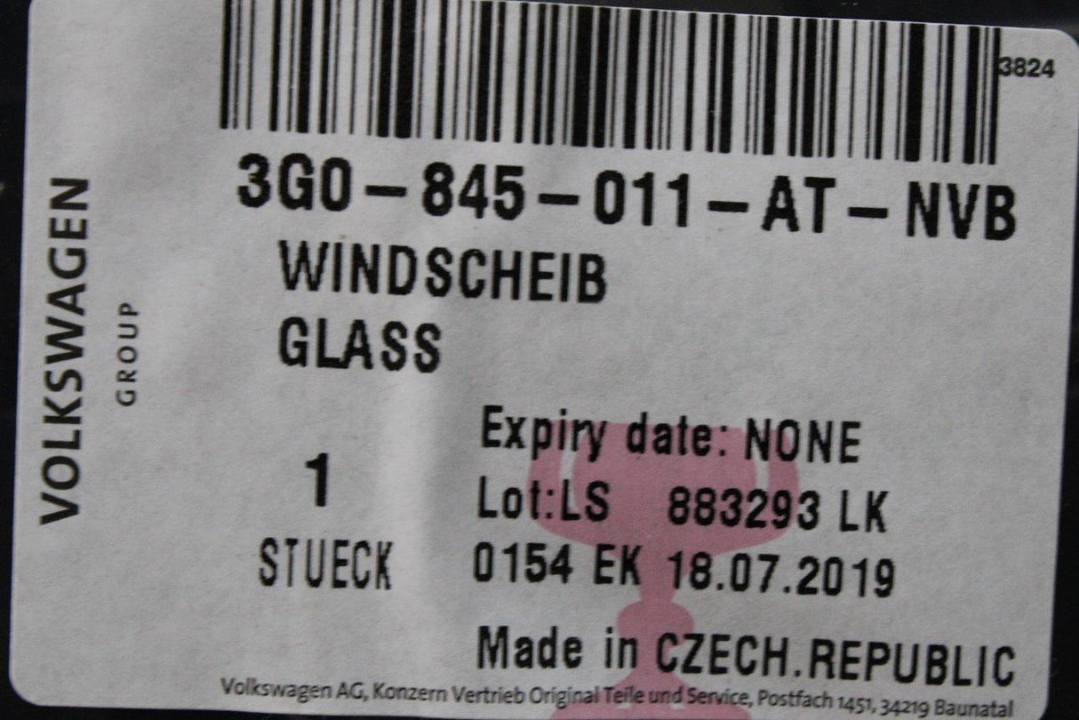 VW Passat B8 2015-on windscreen glass 3G0845011ATNVB