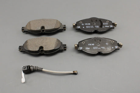 VW Golf MK7 Passat Audi A3 TT front brake pads set 288x25mm 8V0698151S