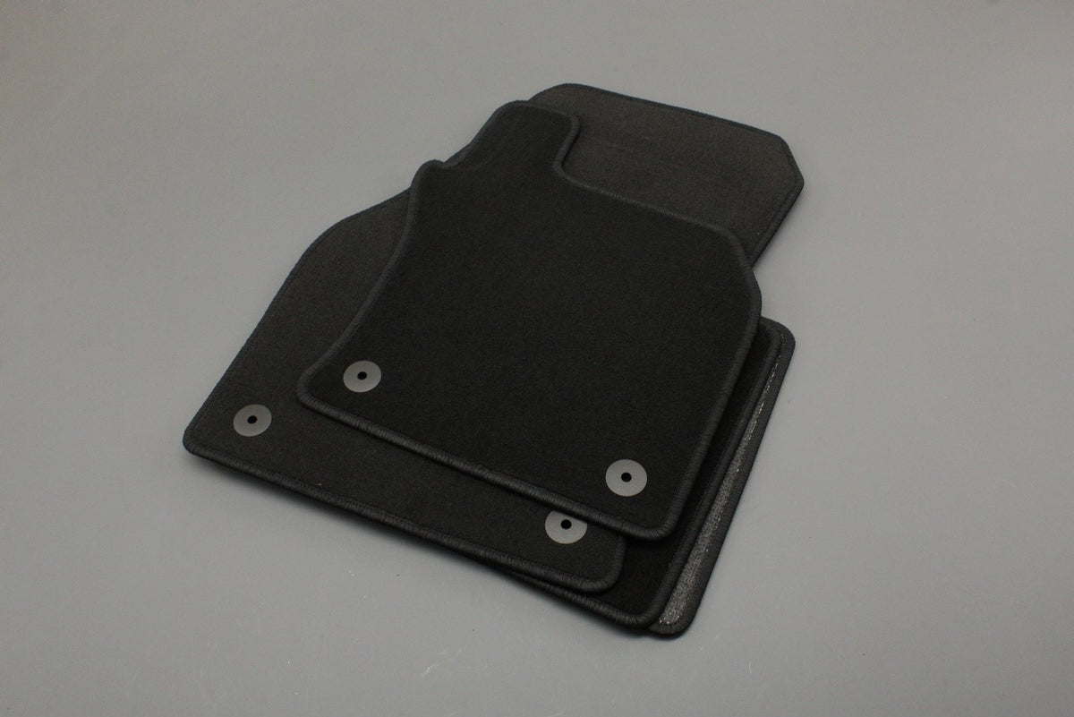 Skoda Kodiaq 2017-on RHD textile floor mats 567863011 XMV, view 1