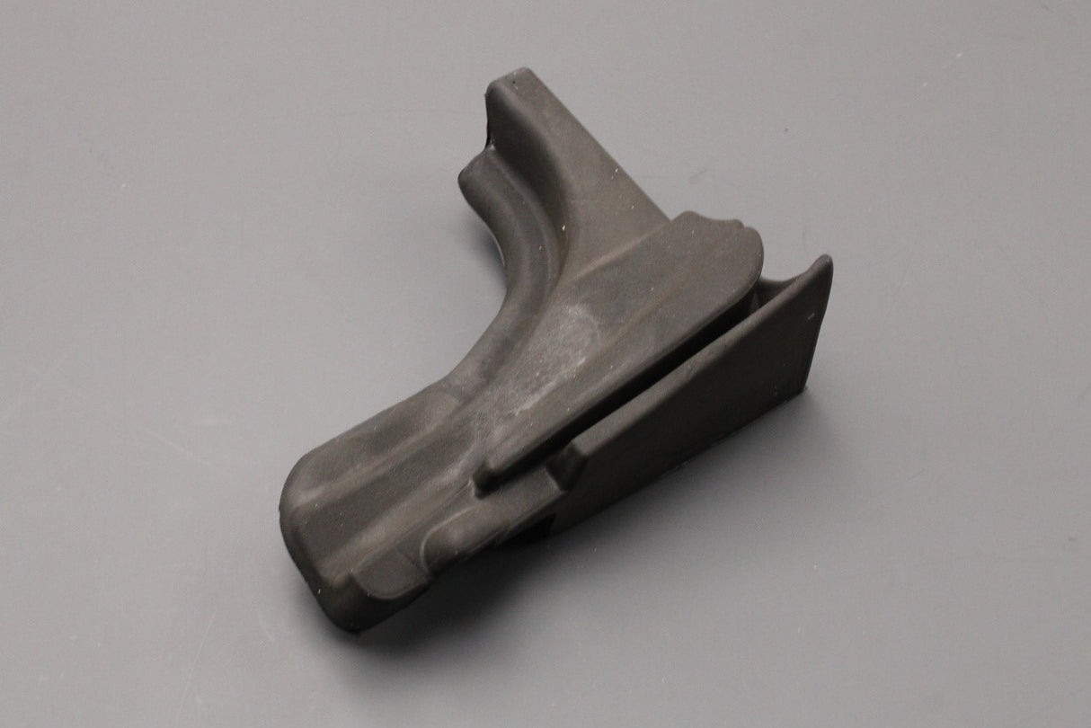 Range Rover 2013-2022 front wing foam insulation (upper right) LR084528