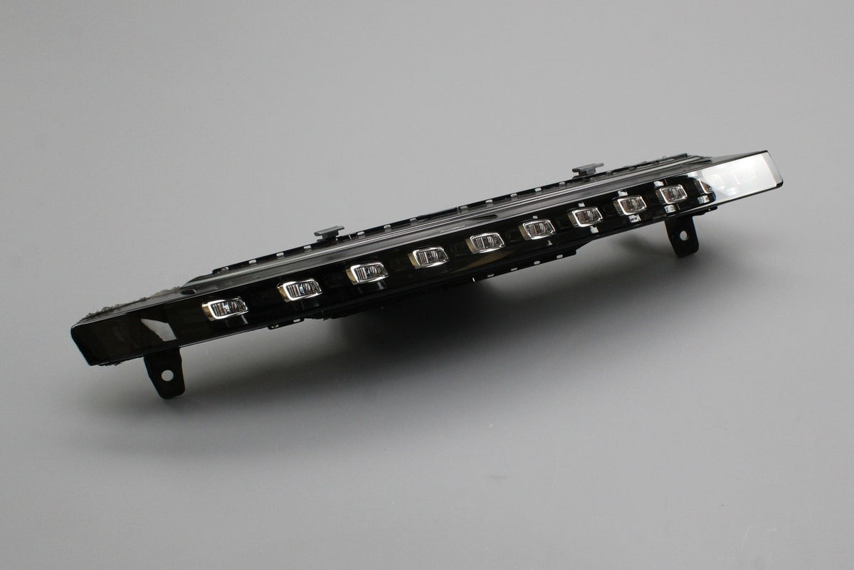 Audi Q7 2010-2015 front bumper LED indicator light (right) 4L0953042E, view 1